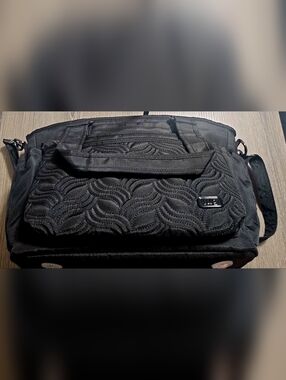 Lug Charter Tote Bag black with quilted design